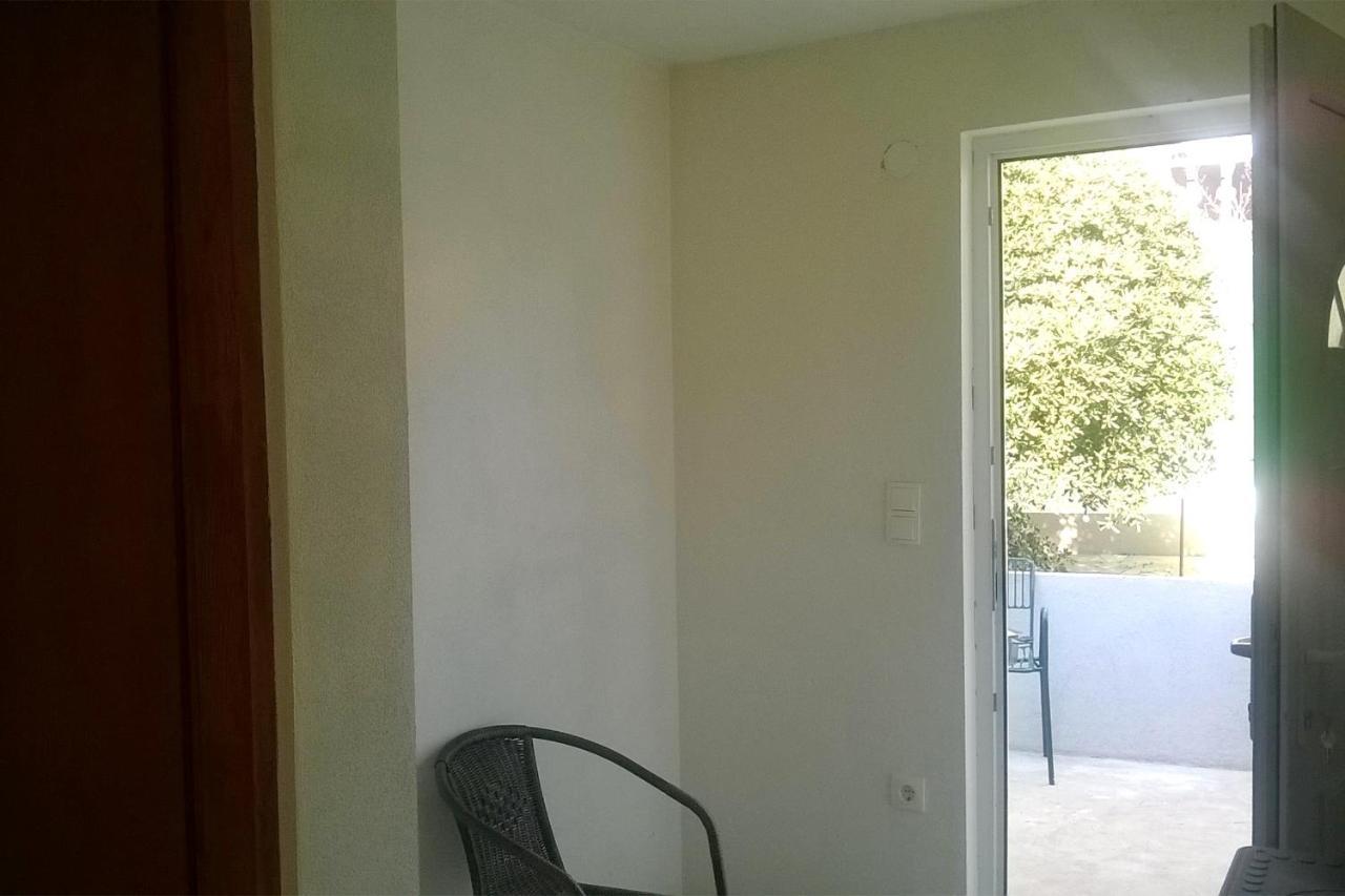 Apartments By The Sea Basina, Hvar - 8749 Vrbanj